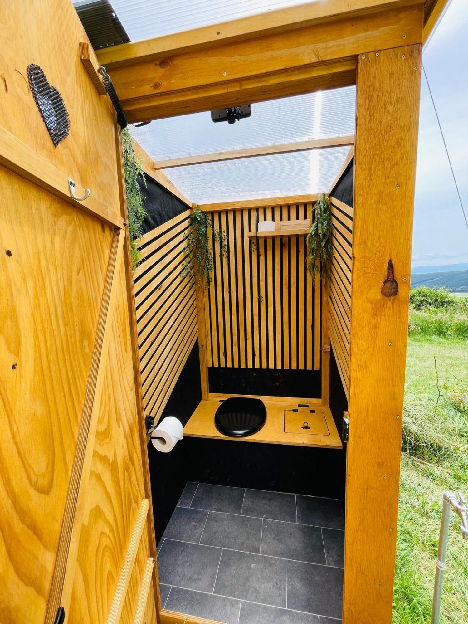Glamping Hohe Wand - Zelt Mit Sternenfenster Und Whirlpool Hotell Maiersdorf Eksteriør bilde
